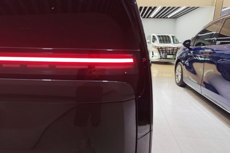 Used Li Auto MEGA 2024 Ultra Model Right Rear Taillight