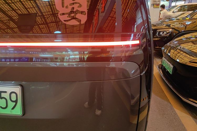 Used Li Auto MEGA 2024 Ultra Model Right Rear Taillight