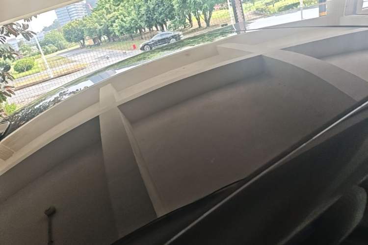 Used Li Auto MEGA 2024 Ultra Model Roof
