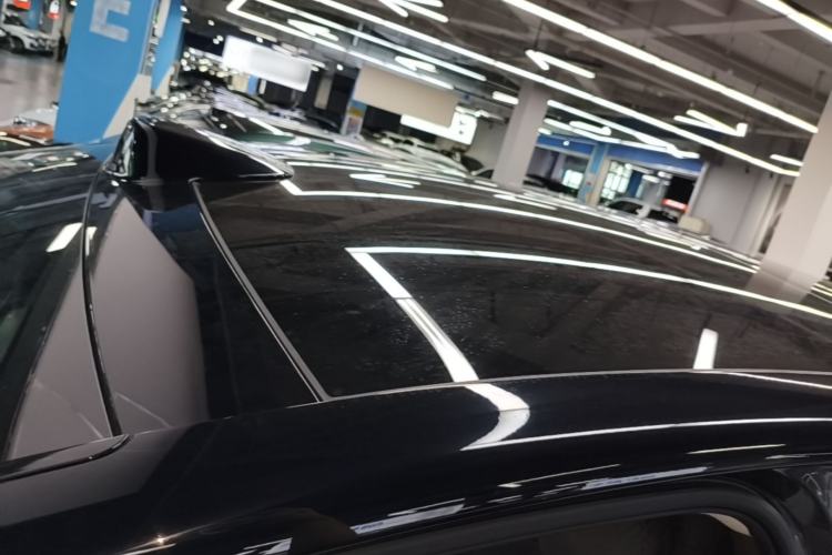 Used Li Auto MEGA 2024 Ultra Model Roof