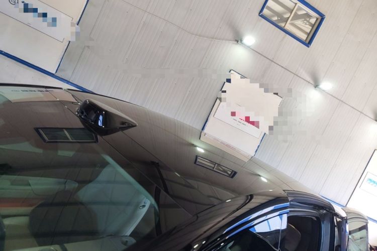 Used Li Auto MEGA 2024 Ultra Model Roof