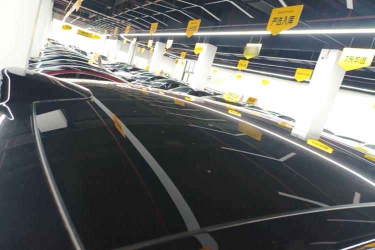 Used Li Auto MEGA 2024 Ultra Model Roof