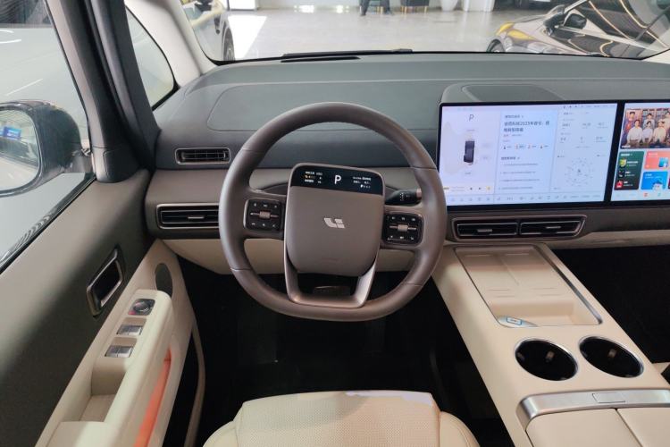 Used Li Auto MEGA 2024 Ultra Model Steering Wheel