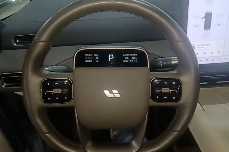 Used Li Auto MEGA 2024 Ultra Model Steering Wheel