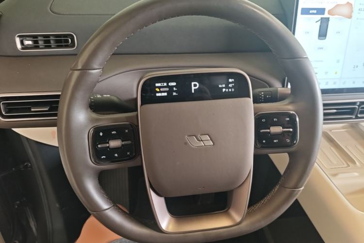 Used Li Auto MEGA 2024 Ultra Model Steering Wheel