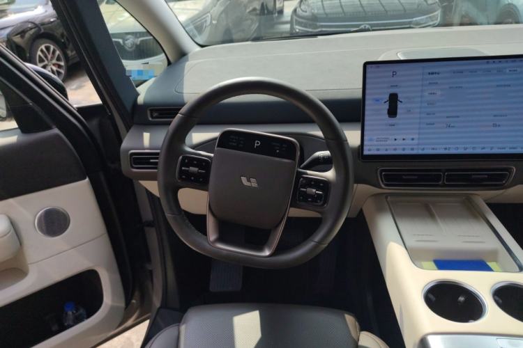 Used Li Auto MEGA 2024 Ultra Model Steering Wheel