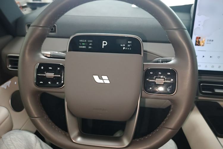 Used Li Auto MEGA 2024 Ultra Model Steering Wheel