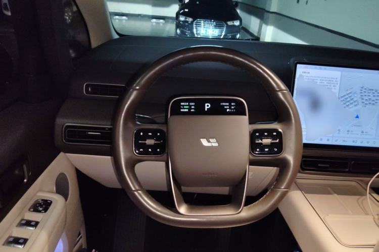 Used Li Auto MEGA 2024 Ultra Model Steering Wheel
