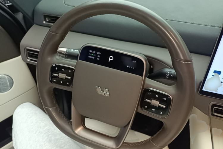 Used Li Auto MEGA 2024 Ultra Model Steering Wheel