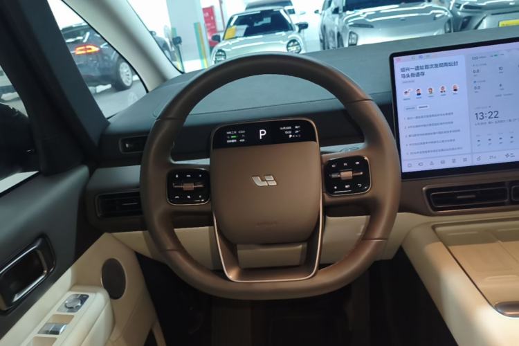 Used Li Auto MEGA 2024 Ultra Model Steering Wheel