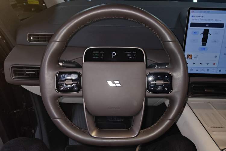 Used Li Auto MEGA 2024 Ultra Model Steering Wheel