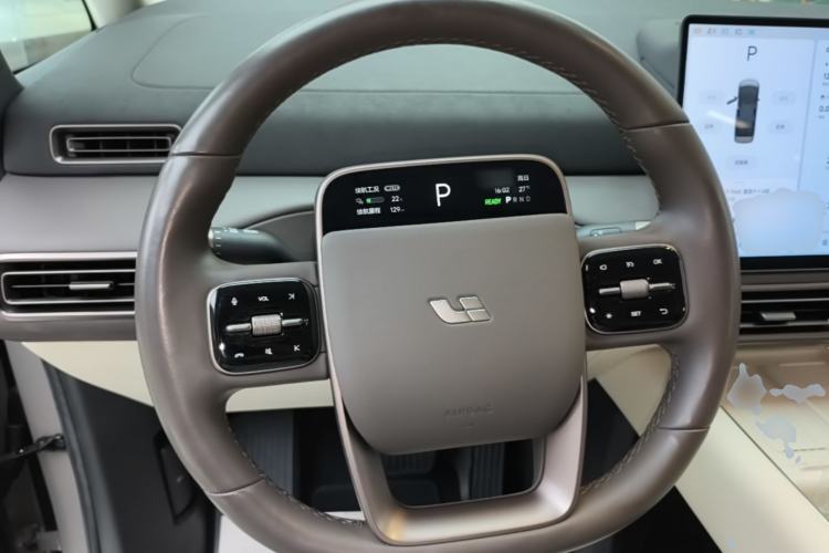 Used Li Auto MEGA 2024 Ultra Model Steering Wheel