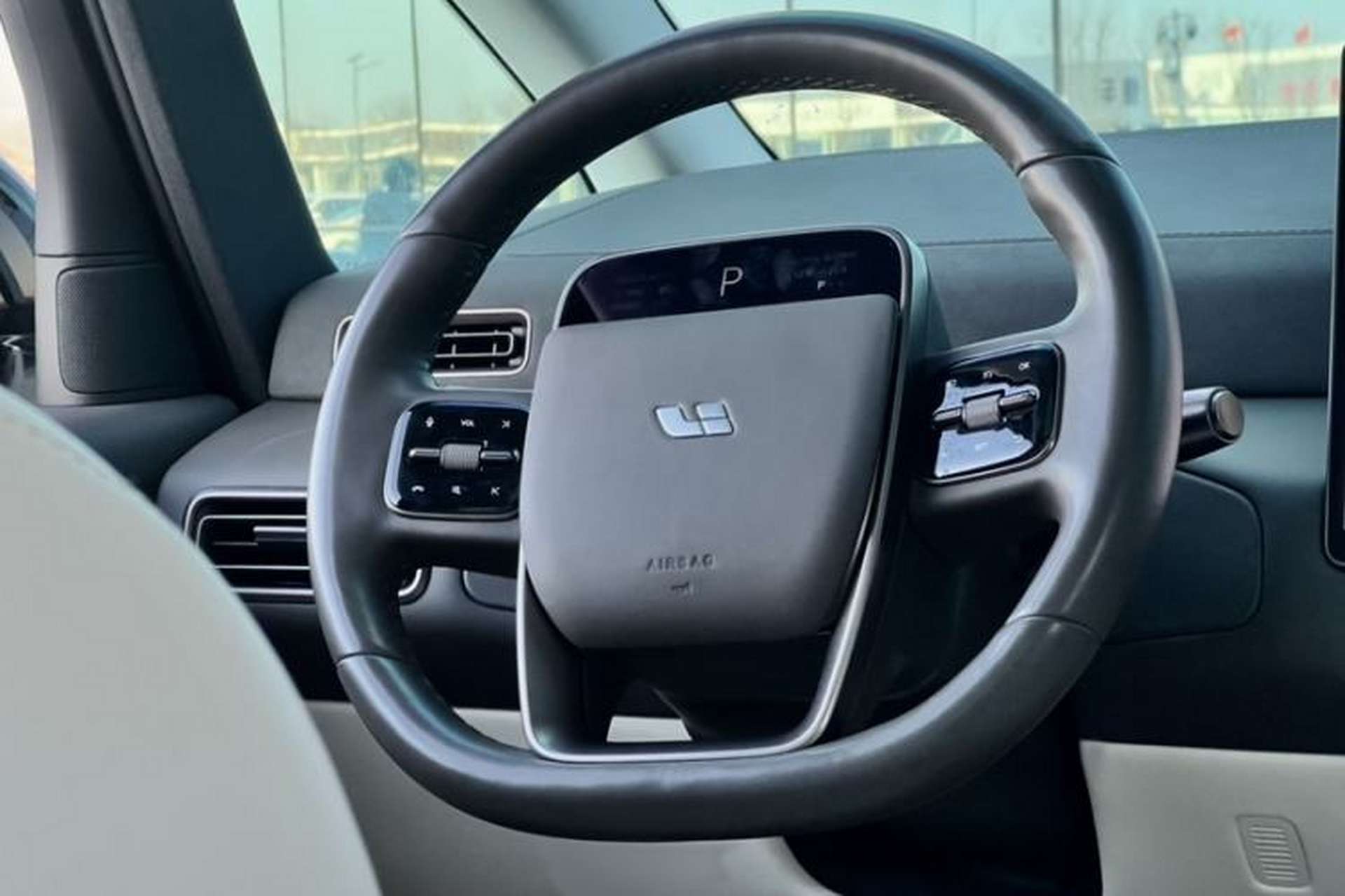 Used Li Auto MEGA 2024 Ultra Model Steering Wheel