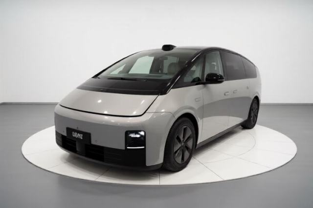 Li Auto MEGA 2024 Ultra Model de segunda mano