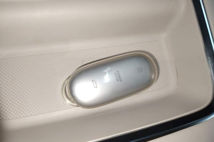 Used Li Auto MEGA 2024 Ultra Model Vehicle Key