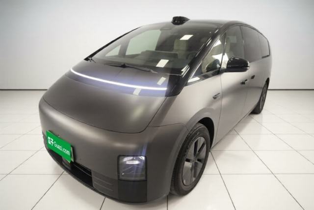 Li Auto MEGA 2024 Ultra Model de segunda mano