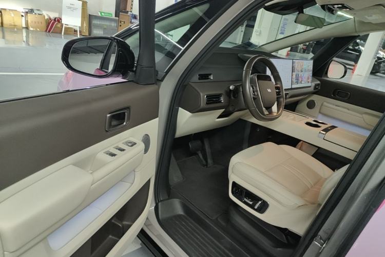 Used Li Auto MEGA 2024 Ultra Model Driver Seat
