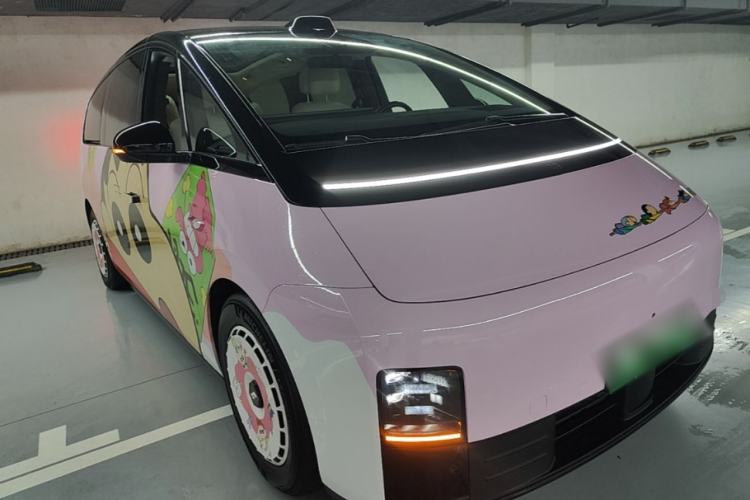 Used Li Auto MEGA 2024 Ultra Model Exterior 1