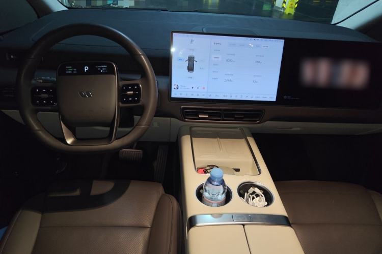 Used Li Auto MEGA 2024 Ultra Model Center Console