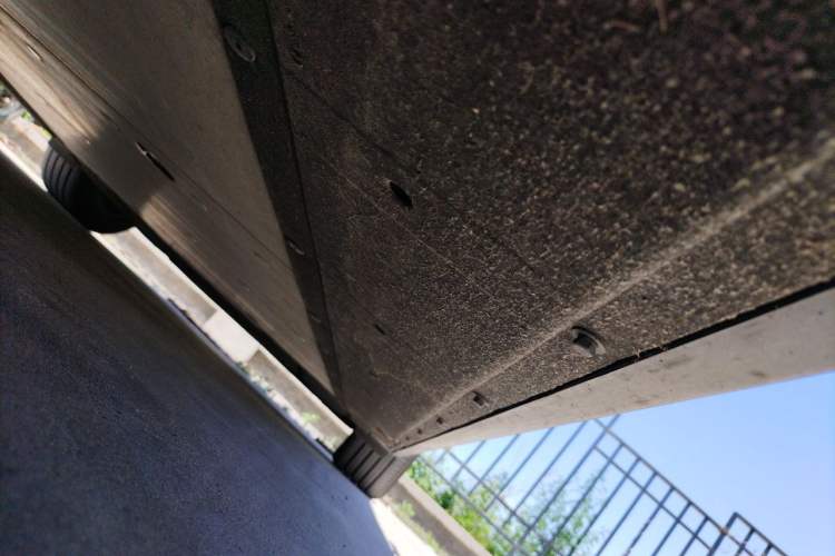 Used Li Auto MEGA 2024 Ultra Model Chassis Front Left