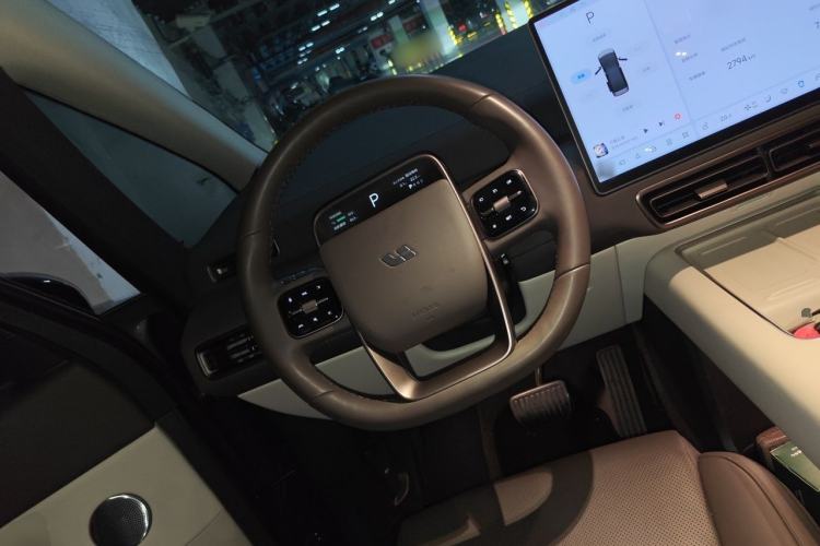 Used Li Auto MEGA 2024 Ultra Model Steering Wheel