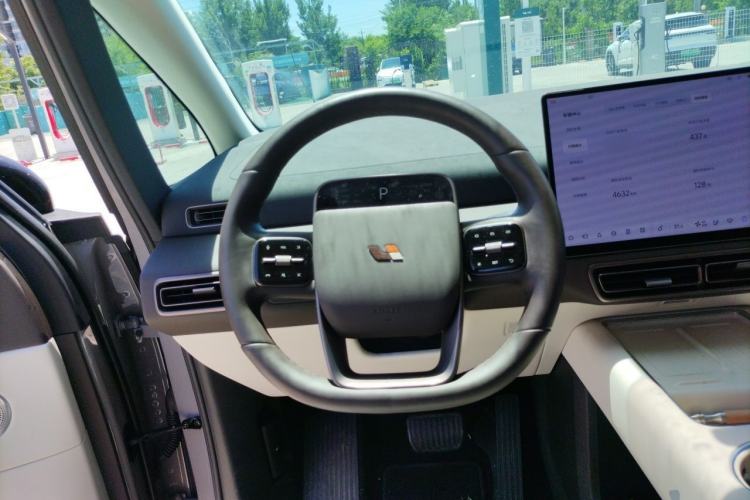 Used Li Auto MEGA 2024 Ultra Model Steering Wheel