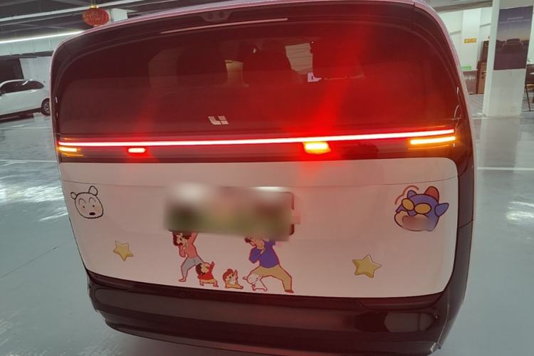 Used Li Auto MEGA 2024 Ultra Model Rear