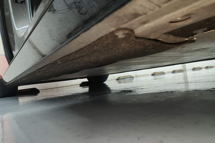 Used Li Auto MEGA 2024 Ultra Model Right Side Sill
