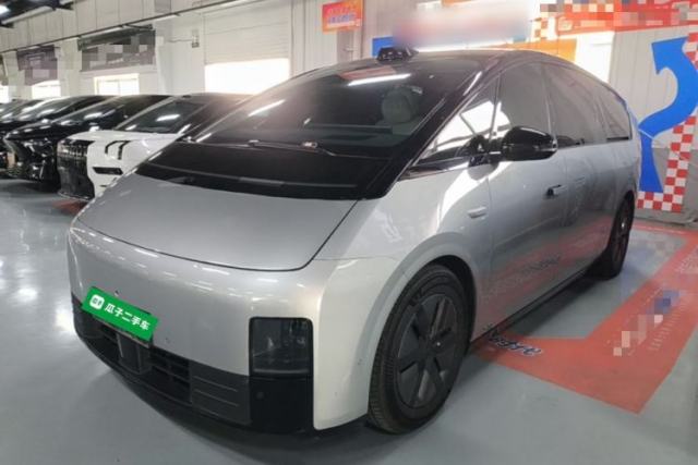 Used Li Auto MEGA 2024 Ultra Model