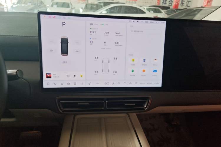 Used Li Auto MEGA 2024 Ultra Model Audio And AC Panel