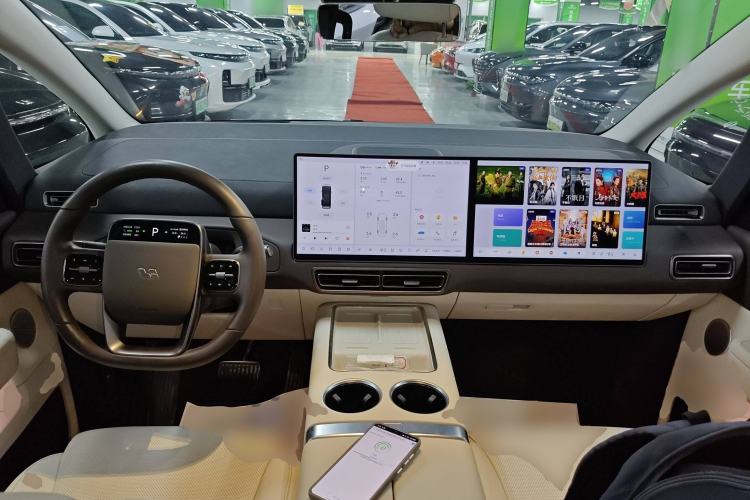 Used Li Auto MEGA 2024 Ultra Model Center Console
