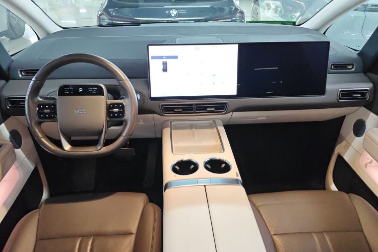 Used Li Auto MEGA 2024 Ultra Model Center Console