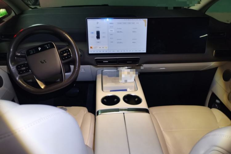 Used Li Auto MEGA 2024 Ultra Model Center Console