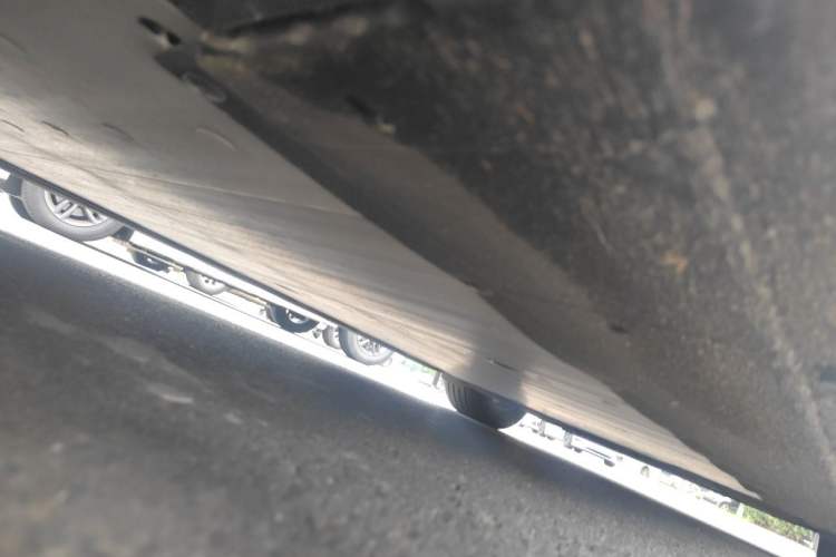 Used Li Auto MEGA 2024 Ultra Model Chassis Front Left