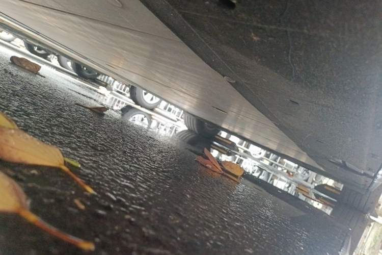Used Li Auto MEGA 2024 Ultra Model Chassis Front Left