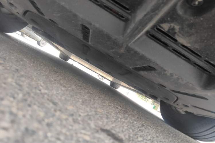Used Li Auto MEGA 2024 Ultra Model Chassis Rear