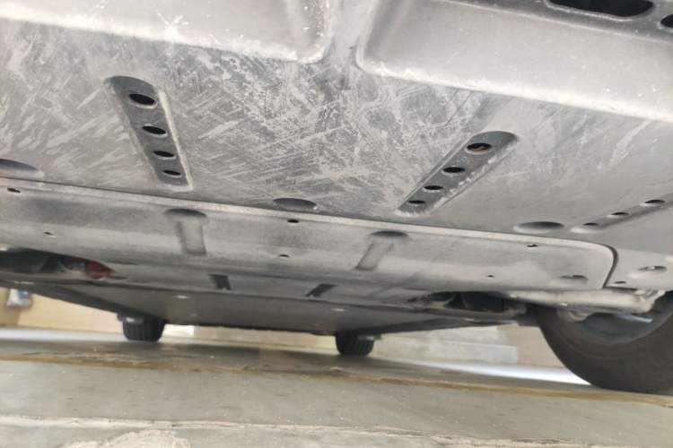 Used Li Auto MEGA 2024 Ultra Model Chassis Rear