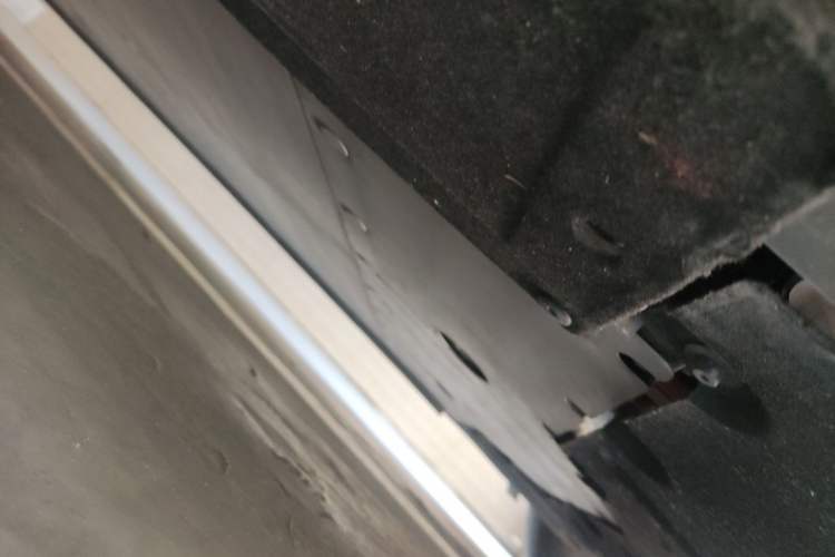 Used Li Auto MEGA 2024 Ultra Model Chassis Rear Left