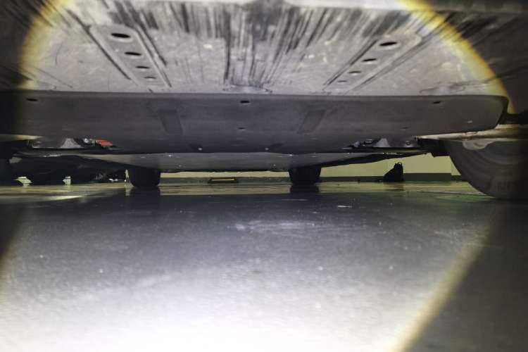 Used Li Auto MEGA 2024 Ultra Model Chassis Rear