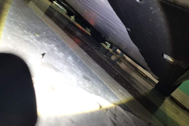 Used Li Auto MEGA 2024 Ultra Model Chassis Rear Right