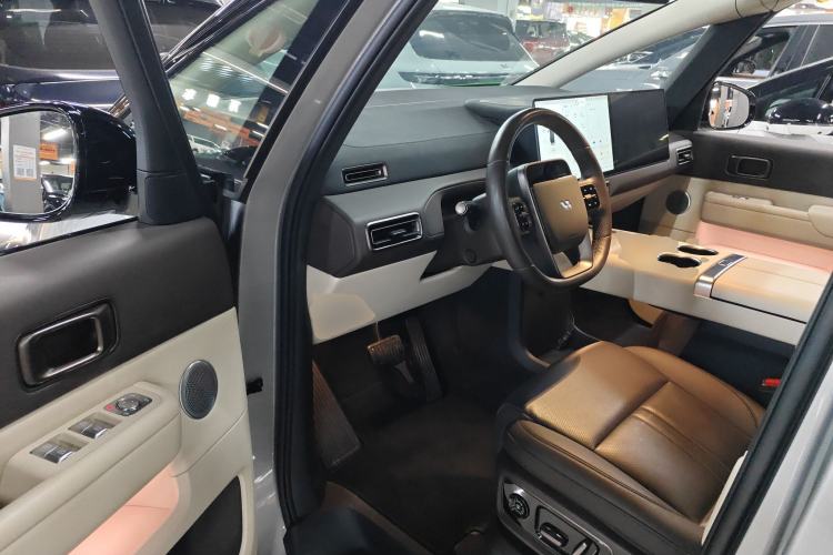 Used Li Auto MEGA 2024 Ultra Model Driver Seat