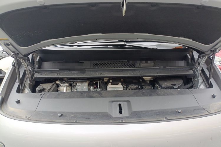 Used Li Auto MEGA 2024 Ultra Model Engine Bay