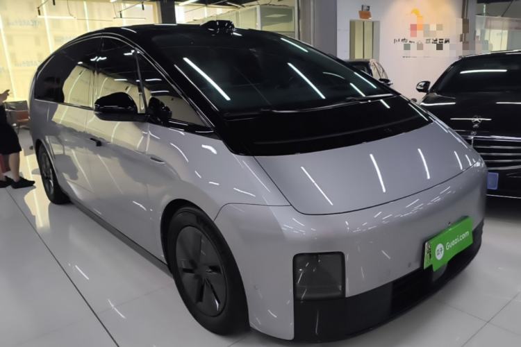 Used Li Auto MEGA 2024 Ultra Model Exterior 1