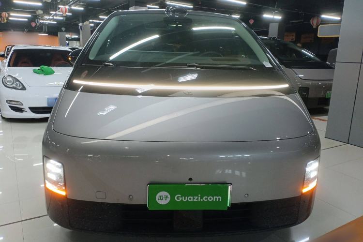 Used Li Auto MEGA 2024 Ultra Model Exterior 1