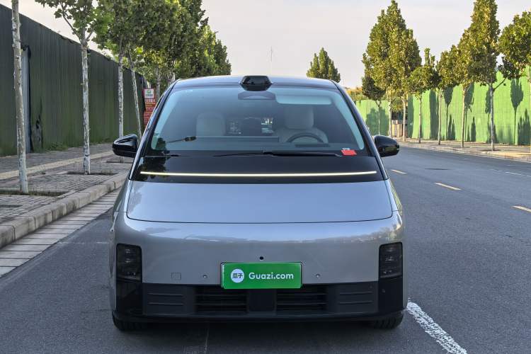 Used Li Auto MEGA 2024 Ultra Model Exterior 2