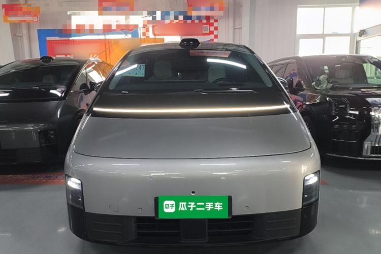 Used Li Auto MEGA 2024 Ultra Model Front