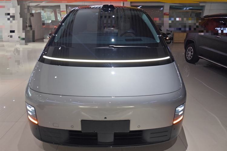 Used Li Auto MEGA 2024 Ultra Model Front