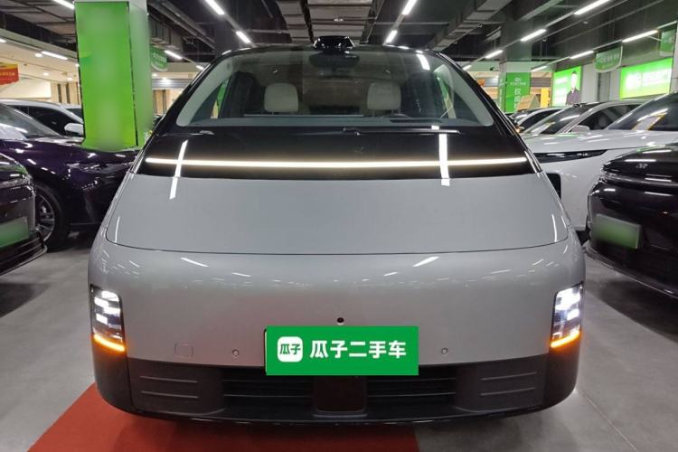 Used Li Auto MEGA 2024 Ultra Model Front