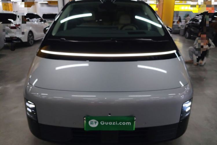 Used Li Auto MEGA 2024 Ultra Model Front