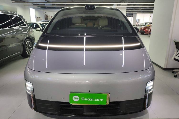 Used Li Auto MEGA 2024 Ultra Model Front